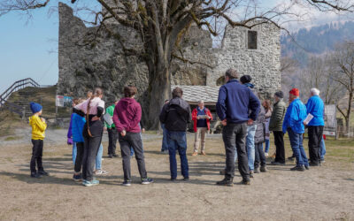Erste Besichtigung Probe auf dem Areal der Tellenburg