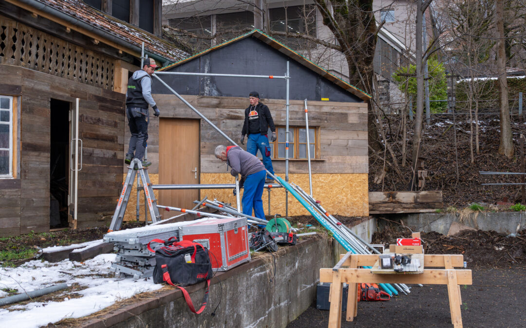Das Bühnenbild nimmt Gestalt an