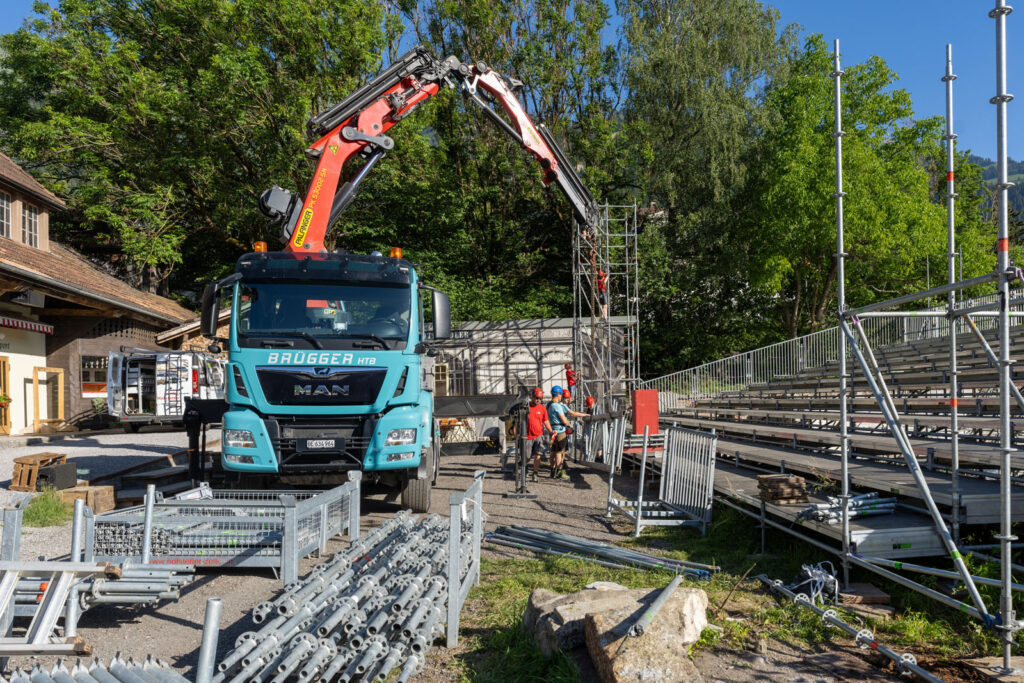 Tribühnenaufbau_15